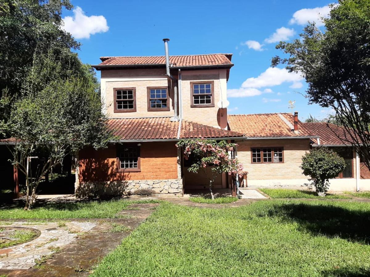 Em Tiradentes, Minas Gerais, Casa Tipica E Espacosa Em Terreno Arborizado المظهر الخارجي الصورة
