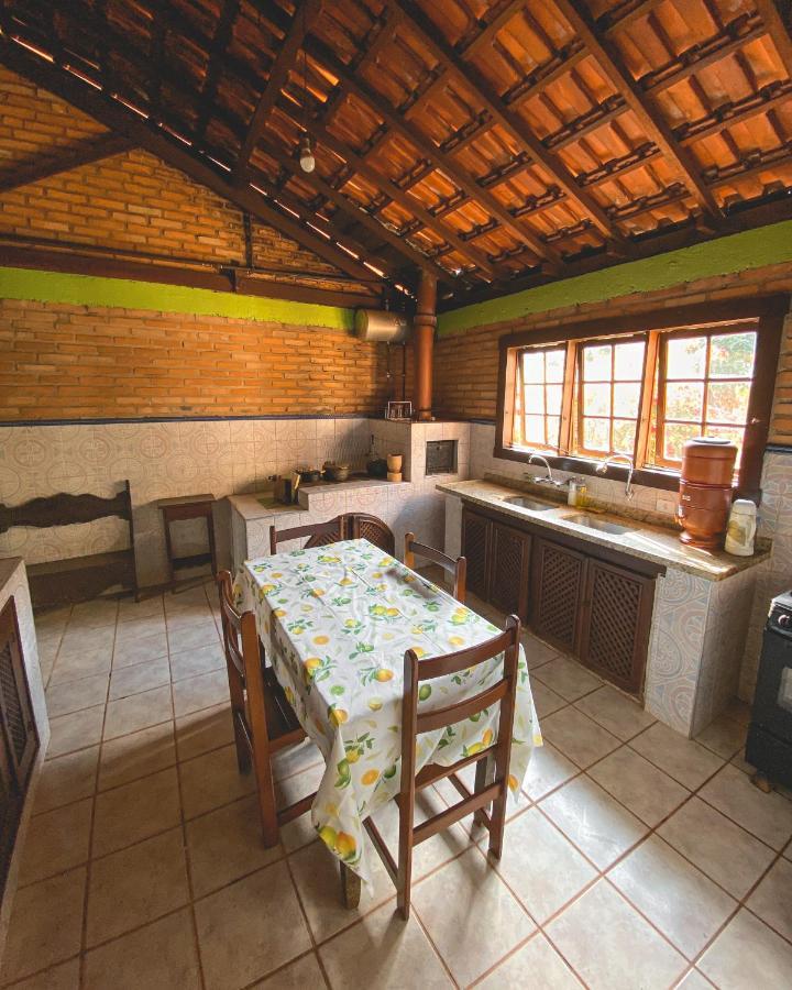 Em Tiradentes, Minas Gerais, Casa Tipica E Espacosa Em Terreno Arborizado المظهر الخارجي الصورة